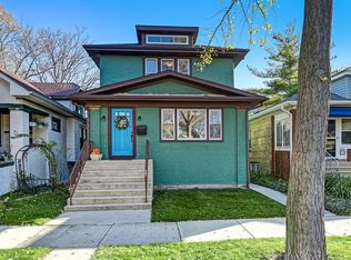 934 N Humphrey Ave, Oak Park, IL