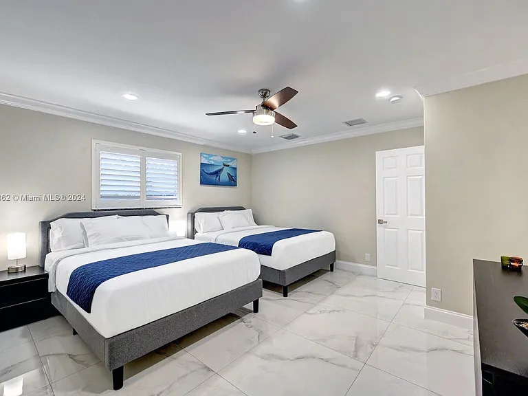1307 Rodman St — Photo 26