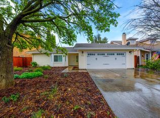 1021 Peachwood Ct, Los Banos, CA 93635