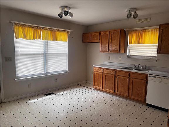 4th image of 6708 Wynhill Dr
