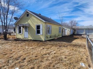 3919 13th St, Moline, IL 61265