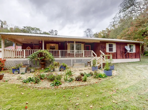 1542 Bull Run Rd, Lynchburg, TN 37352