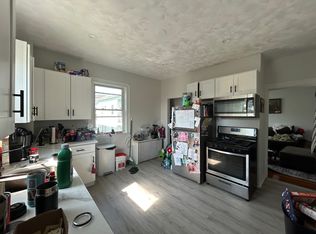 109 Walnut St #6, Somerville, MA 02145