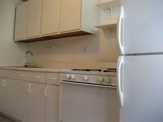 Rented by City Heights Realty | media 37