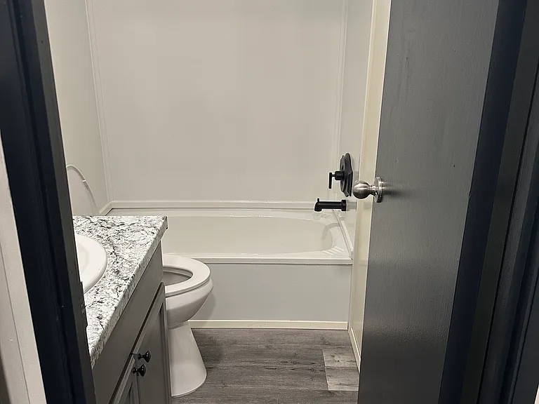 101 N Baker St #21 — Photo 3