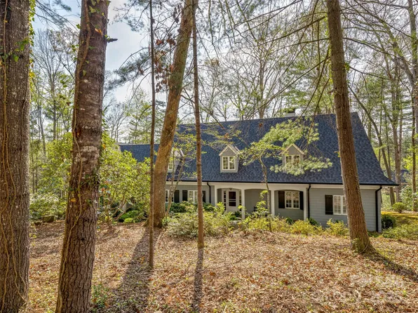 74 Forest Rd, Asheville, NC 28803