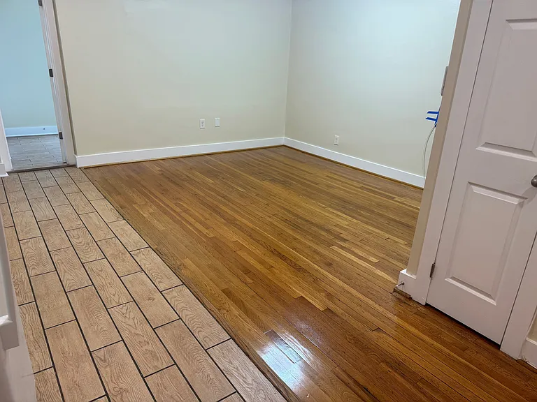 177 36th St NE #4 — Photo 14