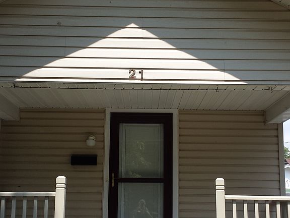 2nd image of 21 Peach Orchard Ave
