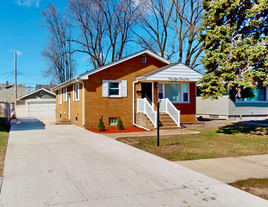 4824 Parrish Ave, East Chicago, IN 46312