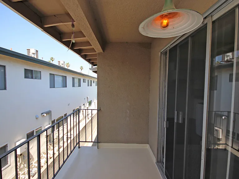 896 Magnolia Ave #5 — Photo 18