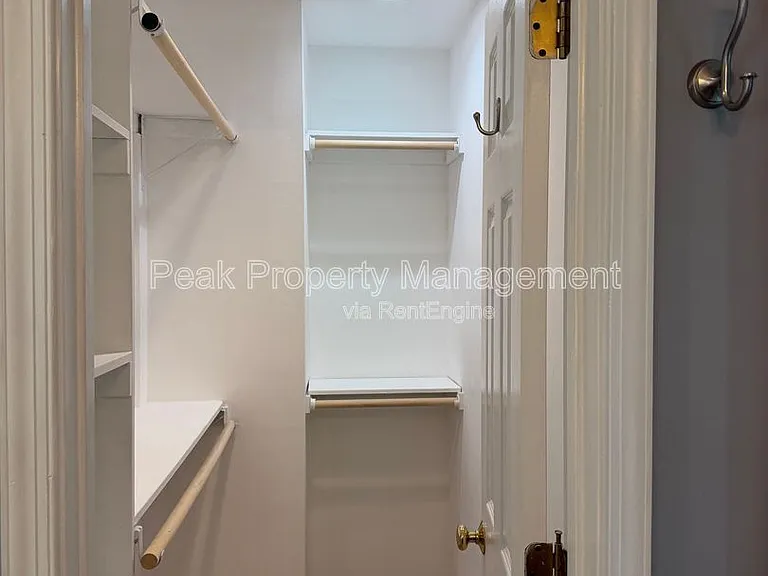 6294 Simi Ct — Photo 15