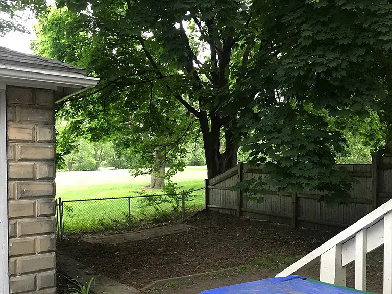 126 Auburn St #1 — Photo 23