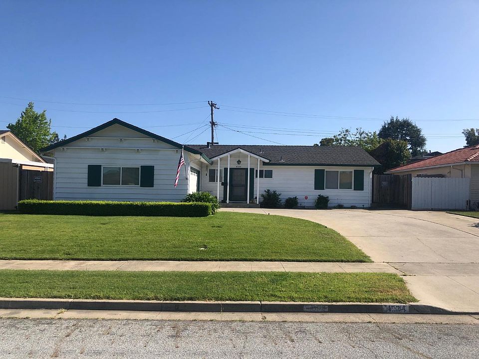 1st image of 4534 Catalina Dr