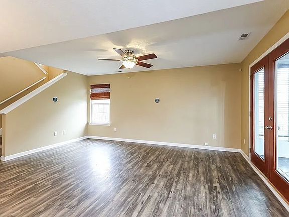 2nd image of 2504 42nd St E