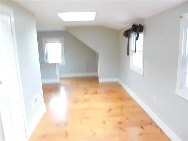 100 Haverhill Rd — Photo 20