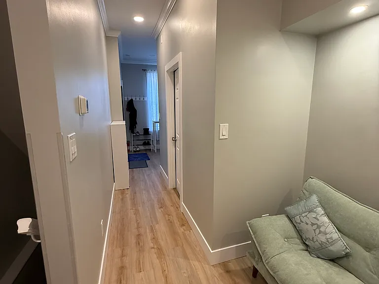 672 N 19th St #1 — Photo 10
