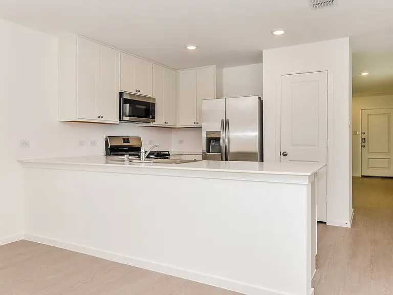 1032 Calley Pear Trl — Photo 6