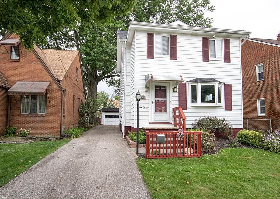 1st image of 16708 Larchwood Ave