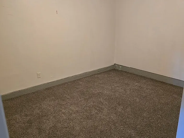 1143 Saint Rose Ln — Photo 18