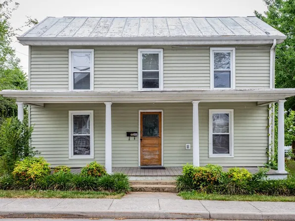 393 W Water St, Harrisonburg, VA 22801