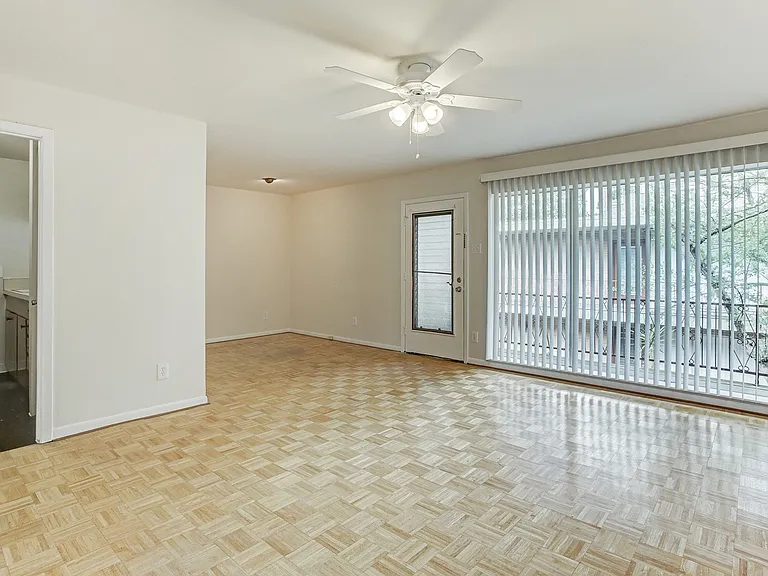 229 Westmoreland St #1-11 — Photo 5