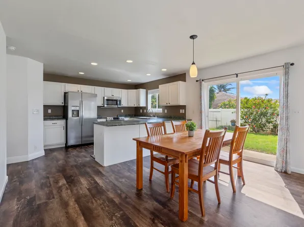 153 E Kanamele Loop, Wailuku, HI 96793