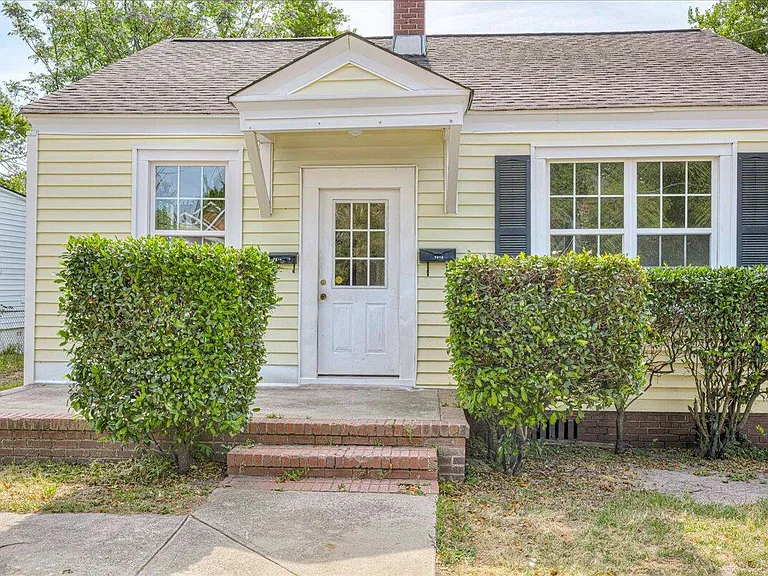1918 Ohio Ave — Photo 1