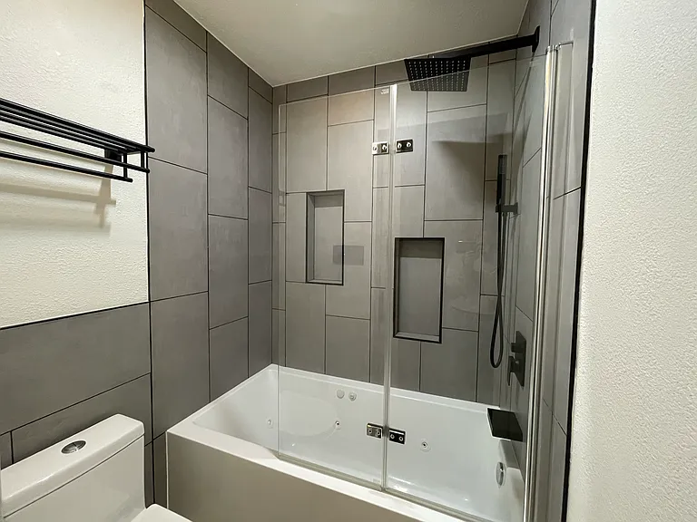 whirlpool tub