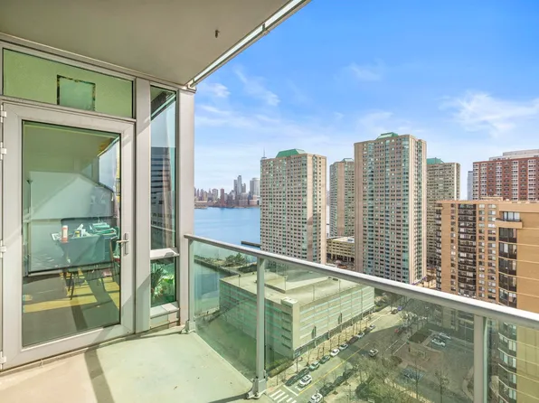 20 Newport Pkwy APT 2306, Jersey City, NJ 07310