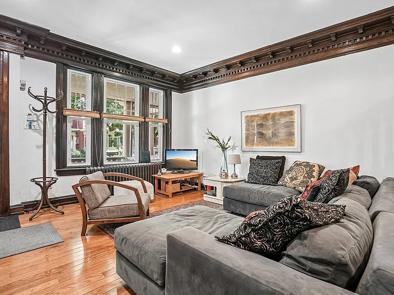 4646 Hazel Ave — Photo 10