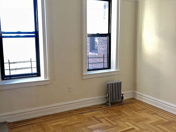 3rd image of 3242 33rd St APT F3