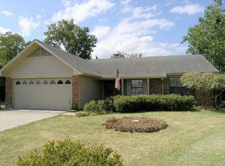 400 Reef Ct, Irving, TX 75060