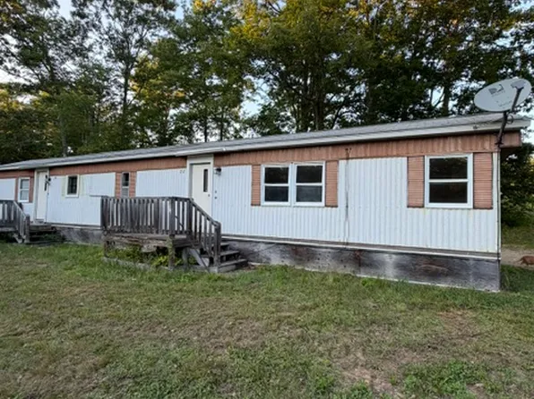 22 Robins Way #22, New Gloucester, ME 04260