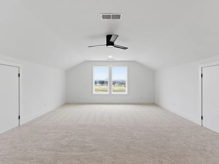 1024 Scenic View Ct — Photo 21