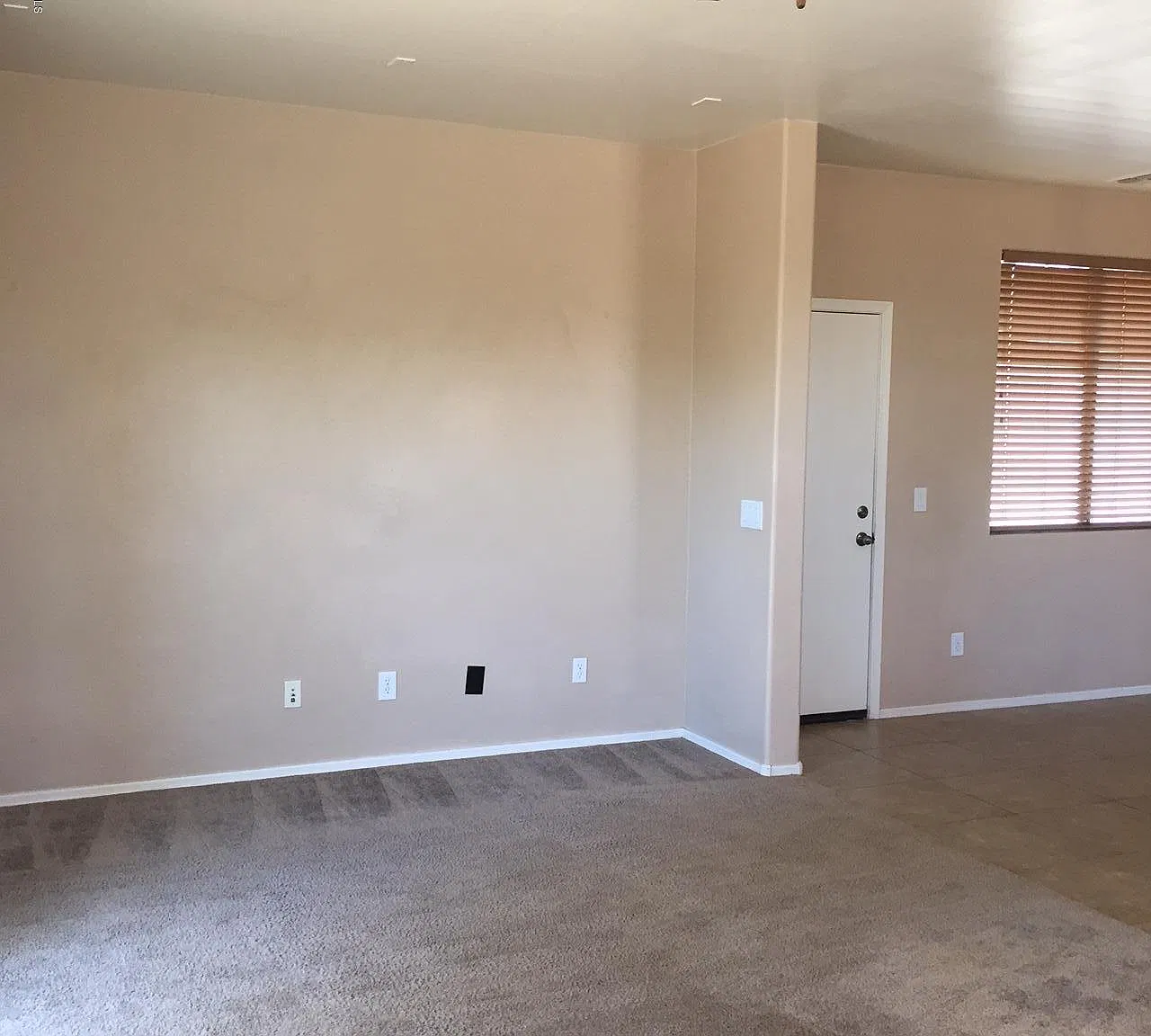 4 bed, 2.5 bath, 2171 sqft, $2,495 — Photo 4