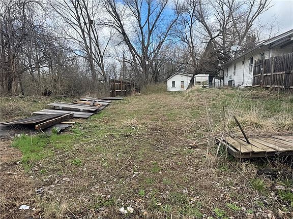 5th image of 9010 E Wilson Rd