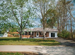 88 Howell Ln, Clay City, KY