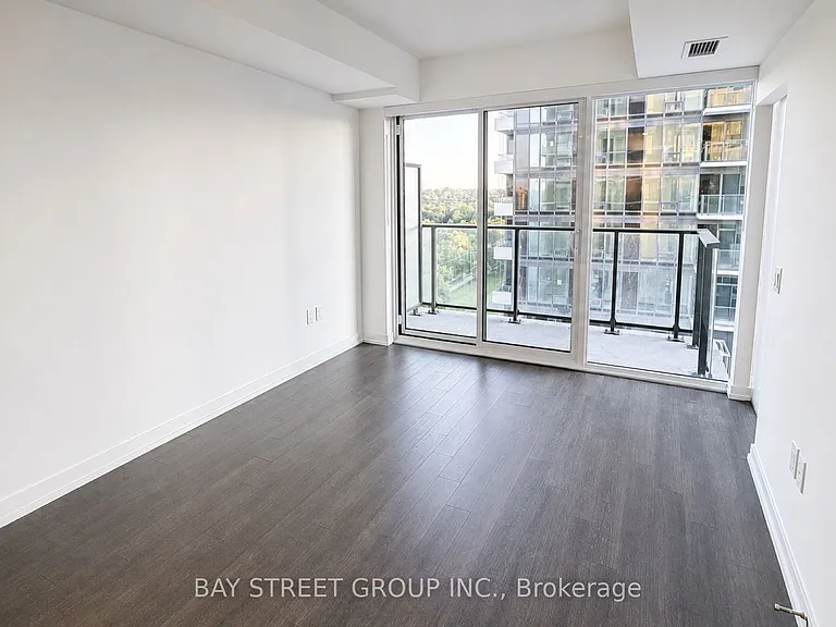 4010 Eglinton Ave W #1016 — Photo 8