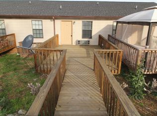 704 Peachers Dr #G, Clarksville, TN 37042