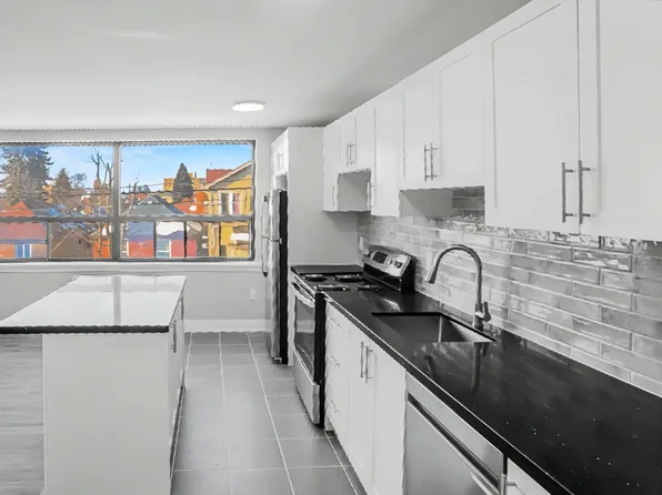 1500 Eglinton Ave W