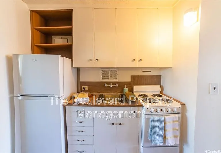1710 Makiki St #602-AV0048 — Photo 9