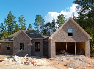 17 S Kingsmill, Hattiesburg, MS 39402