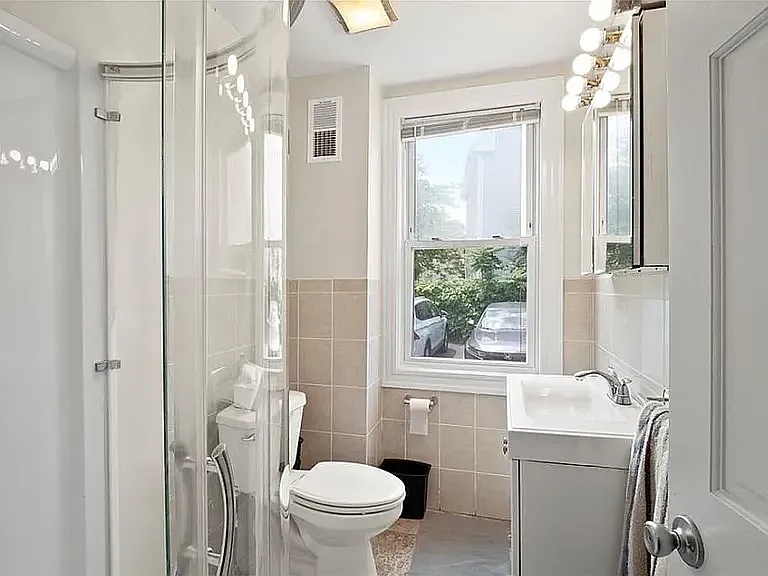 20 Governor St #1 — Photo 7