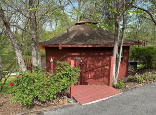 325 Poplar Hill Ln, Bristol, TN 37620