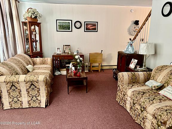 3rd image of 539 Main St