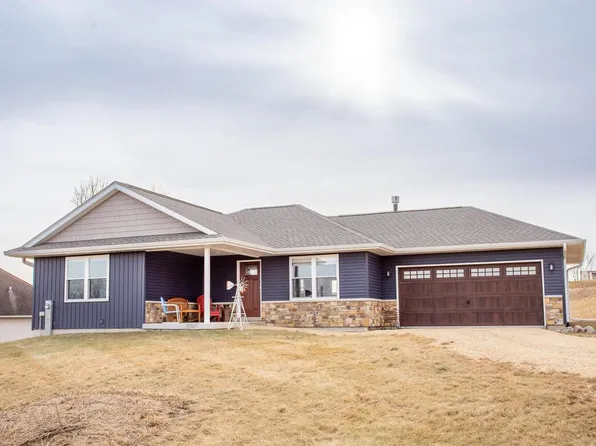 8759 Cemetery Road, Blanchardville, WI 53516