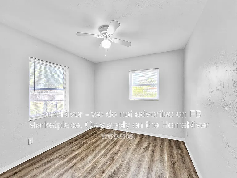 1354 Tuscola St — Photo 14