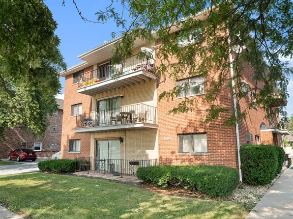 9645 S Ridgeland Ave #201, Oak Lawn, IL 60453