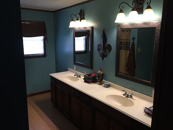 4th image of 1013 Whippoorwill Dr