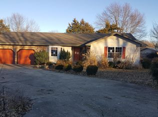 904 Dogwood St, Buffalo, MO 65622
